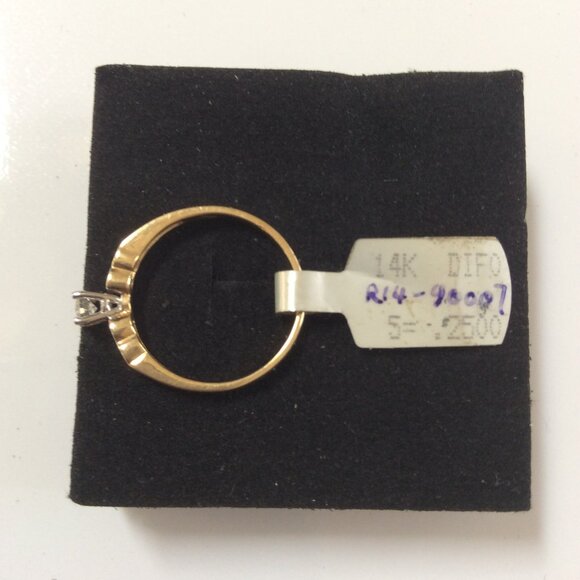 NWT STUNNING 14k GOLD & DIAMOND RING MSRP 1,295 - Picture 4 of 7